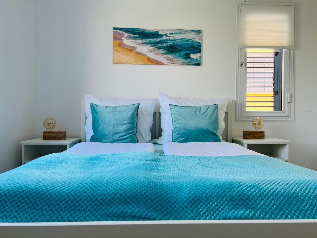 Ocean Sunset Apartment Paphos ภายนอก รูปภาพ